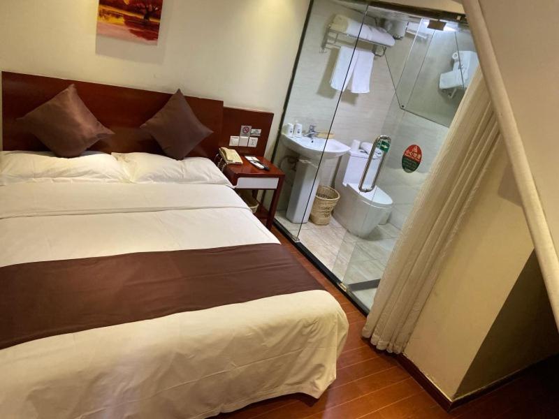 Greentree Inn Shanghai Songjiang University City New Songjiang Road Express Hotel Экстерьер фото