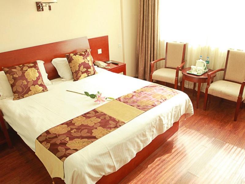 Greentree Inn Shanghai Songjiang University City New Songjiang Road Express Hotel Экстерьер фото