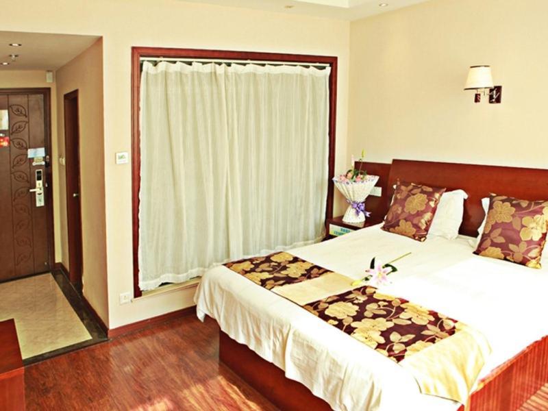 Greentree Inn Shanghai Songjiang University City New Songjiang Road Express Hotel Экстерьер фото