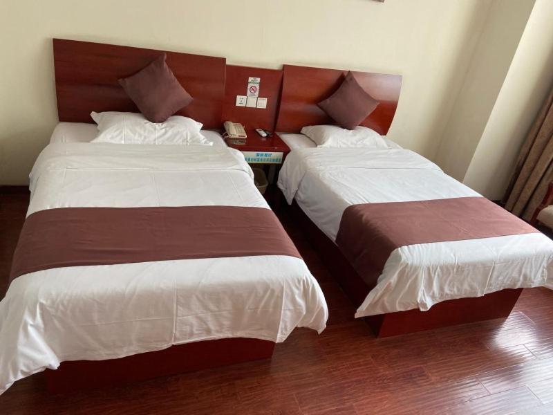 Greentree Inn Shanghai Songjiang University City New Songjiang Road Express Hotel Экстерьер фото