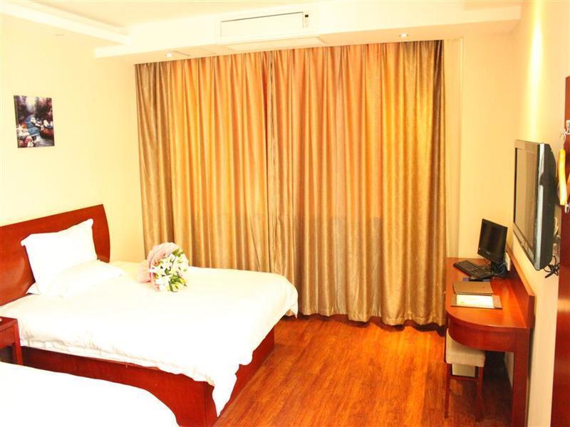 Greentree Inn Shanghai Songjiang University City New Songjiang Road Express Hotel Экстерьер фото
