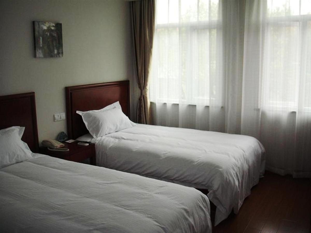 Greentree Inn Shanghai Songjiang University City New Songjiang Road Express Hotel Экстерьер фото