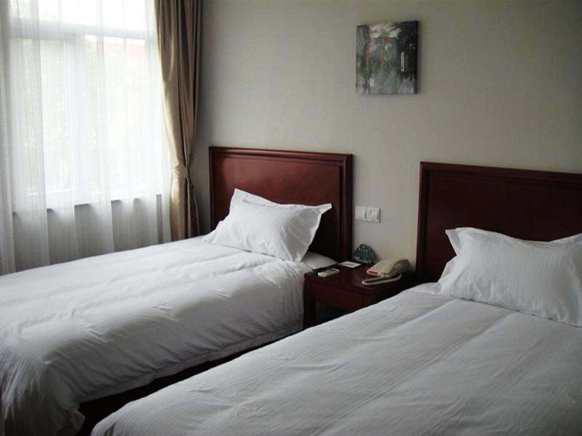 Greentree Inn Shanghai Songjiang University City New Songjiang Road Express Hotel Экстерьер фото