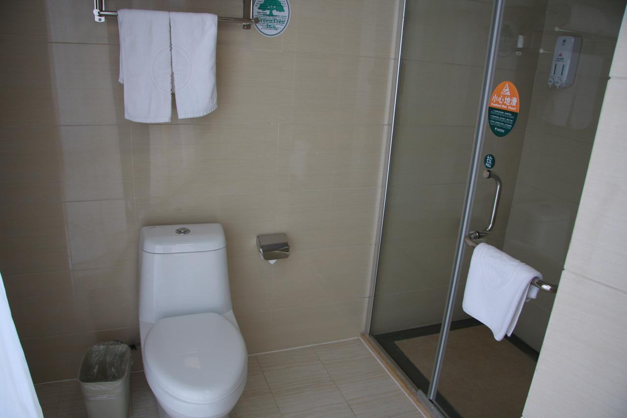Greentree Inn Shanghai Songjiang University City New Songjiang Road Express Hotel Экстерьер фото